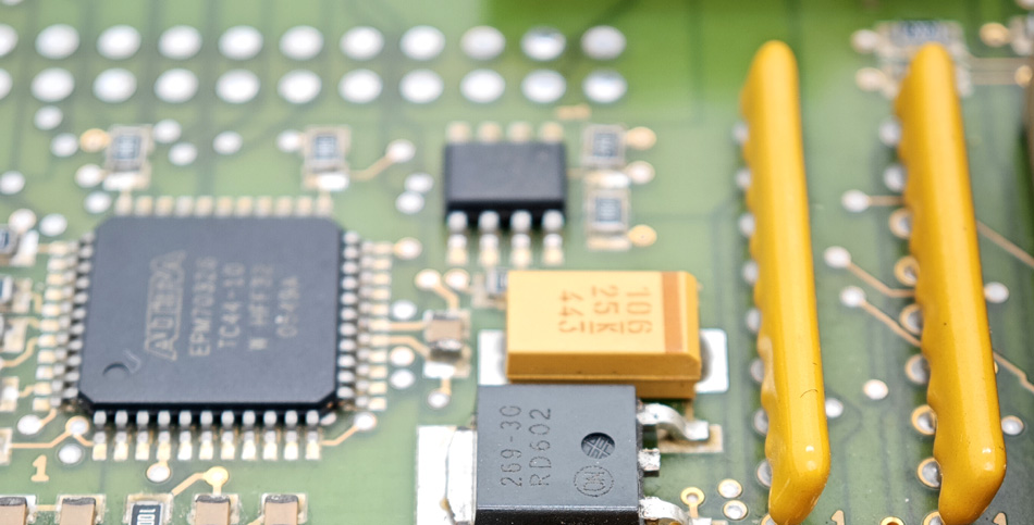 Keskustelua PCBA-tehtaan monilajikkeiden ja pienten erän tuotantotavasta