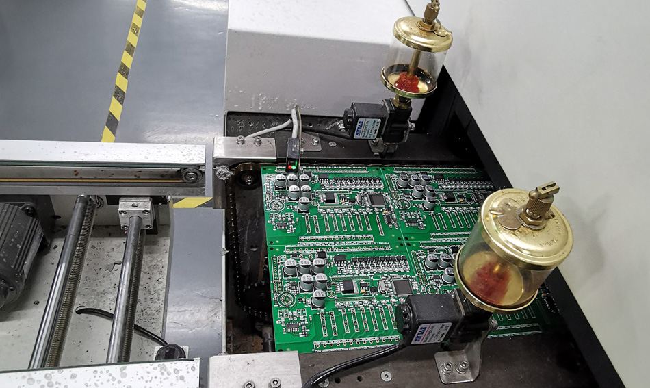 Miksi on viisasta valita PCBA-tehdas edistyneillä hallintajärjestelmillä?