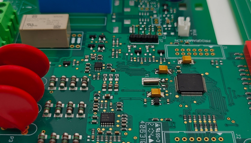 Onnistuneiden asiakassuhteiden merkitys PCBA-tehtaille