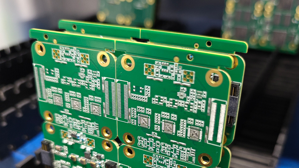 Vihreiden tuotantoprosessien ja tulevaisuuden kehitystrendien tutkiminen PCBA-tehtaissa