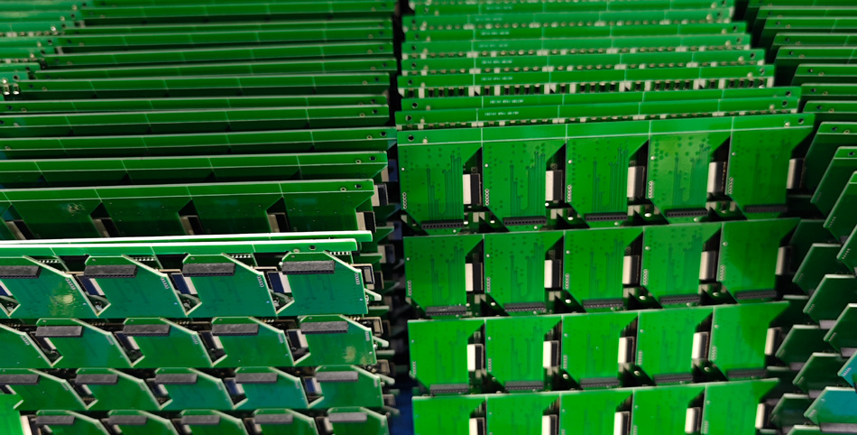 Kuinka kevyt valmistus voi vähentää PCBA-käsittelykustannuksia?